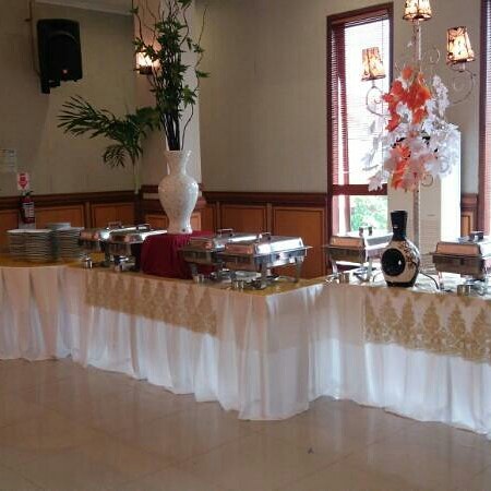 2017 4 Graha MENUR 15 04 2017 6 [2017-4] Catering Pernikahan Rasyid dan Nabila: Momen Spesial pada 15 April 2017 di Graha Menur Surabaya