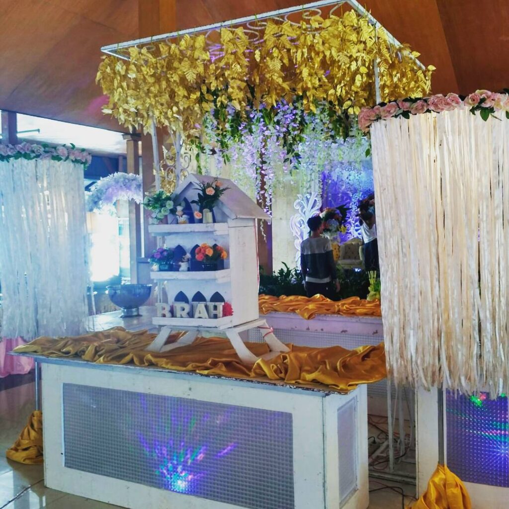 Catering Pernikahan Faris dan Mona: Kenangan Indah di Gedung Nasional Indonesia 3 catering Surabaya 2017 7 GNI Bubutan 13 07 2017 1 Catering Pernikahan Faris dan Mona: Kenangan Indah di Gedung Nasional Indonesia